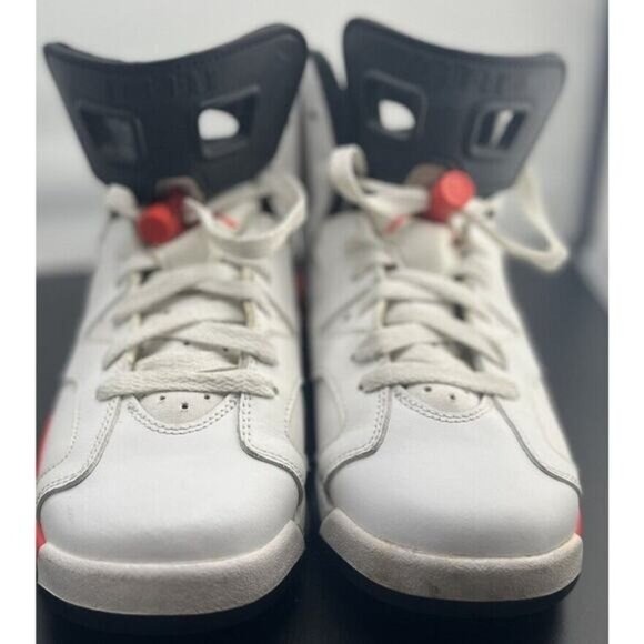 Size 5 (GS) - Jordan 6 Retro Mid White Infrared - Picture 6 of 6